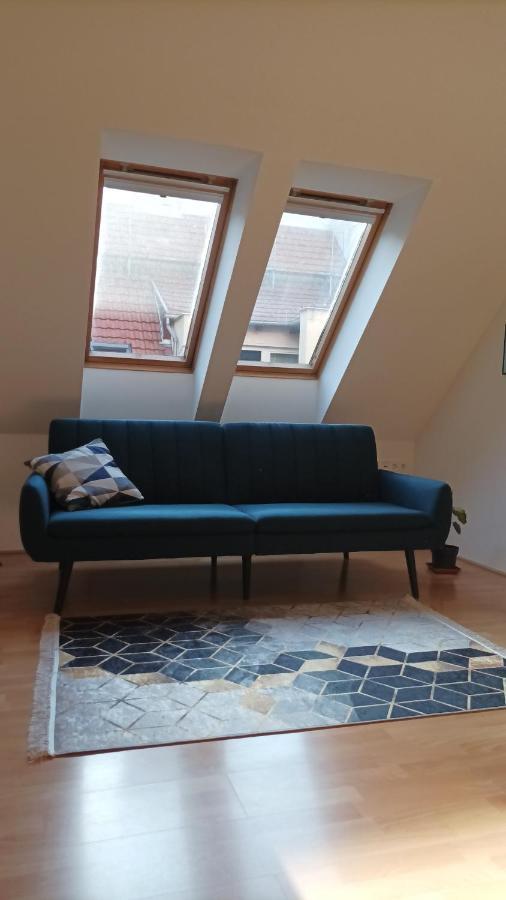Hb Downtown Sunny Apartman Budapest Eksteriør billede